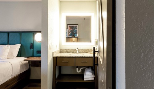 Studio Suite, 1 King Bed, Non Smoking