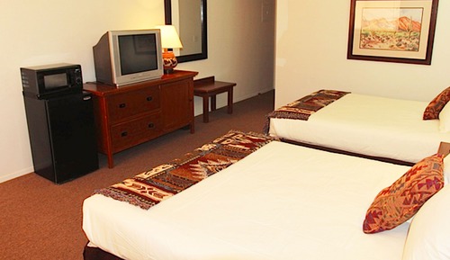 Standard Double Room, 2 Queen Beds