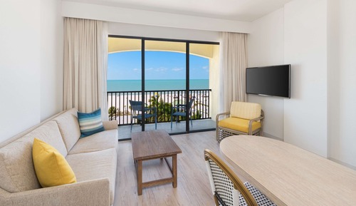 Deluxe Suite, Multiple Beds, Oceanfront