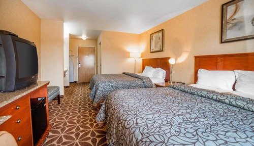 Room, 2 Queen Beds, Non Smoking
