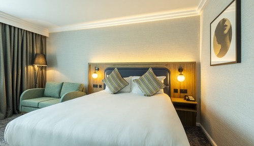 Premium Room