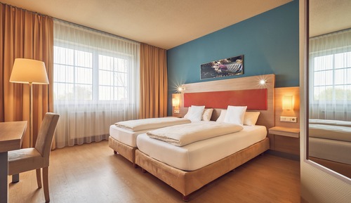 Standard Double Room (TWIN)