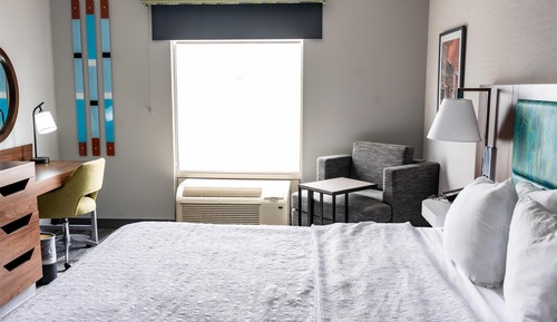 Standard Room, 1 King Bed