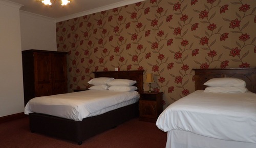 Standard Triple Room, Ensuite