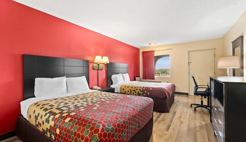 Standard Room, 2 Queen Beds, Smoking