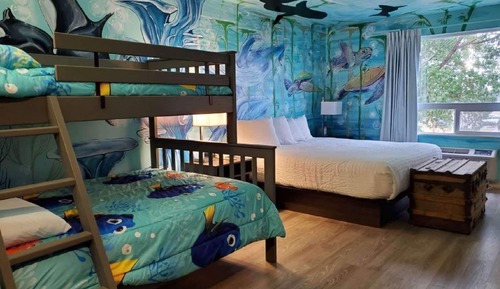 Room, 1 King Bed, Non Smoking (Under the Sea Theme)