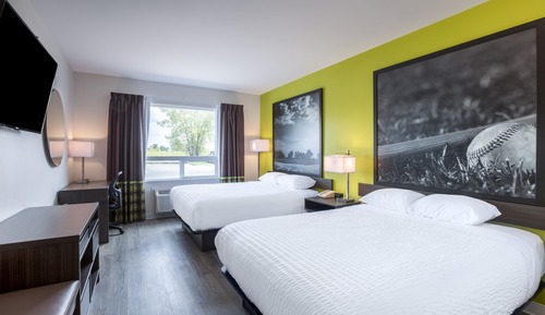 Room, 2 Queen Beds, Non Smoking (Pet-friendly)