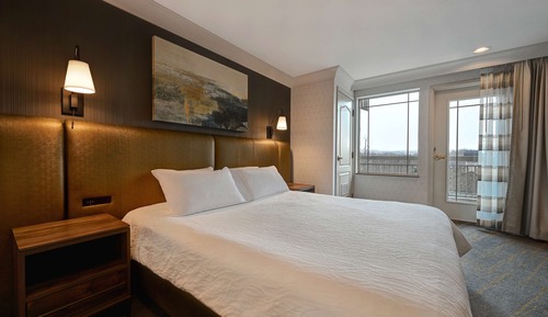 Grand Suite One King Bed