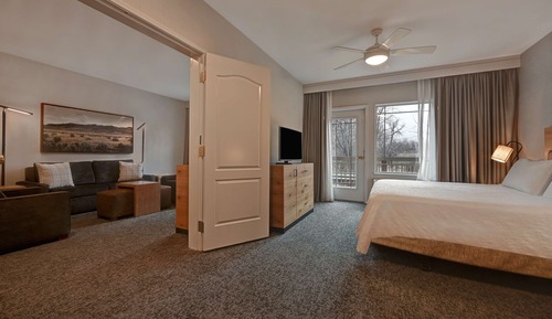 Suite, 1 King Bed (Parlor)