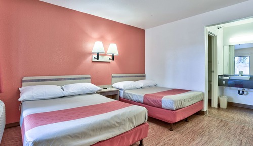 Standard Room, 2 Double Beds, Smoking