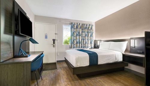 Deluxe Room, 1 Double Bed, Accessible, Non Smoking