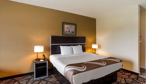 Standard Room, 1 King Bed, Non Smoking