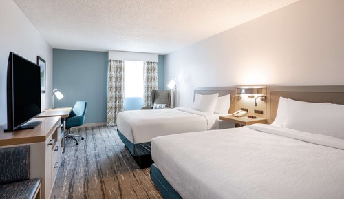 Deluxe Suite, 2 Queen Beds