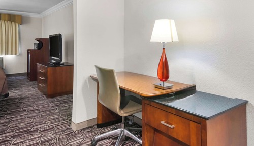Standard Room, 2 Queen Beds, Non Smoking, Refrigerator & Microwave (with Sofabed)