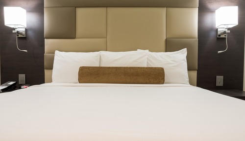 Deluxe Room, 1 King Bed