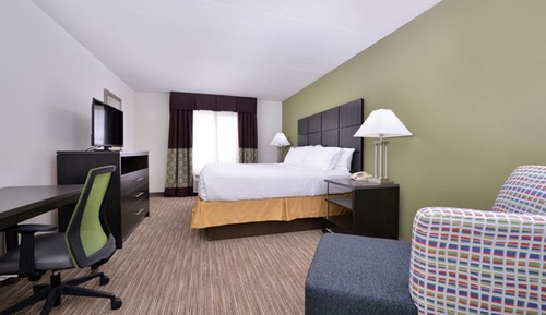 Standard Room, 1 King Bed