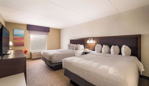 Room, 2 Queen Beds, Accessible, Non Smoking