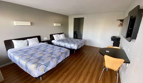Deluxe Room, 2 Queen Beds, Non Smoking, Refrigerator & Microwave