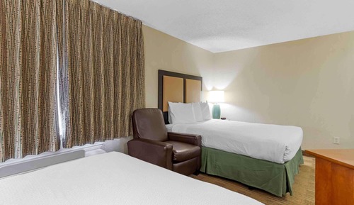 Deluxe Studio, Multiple Beds, Non Smoking