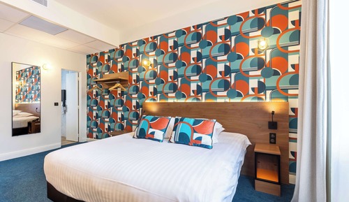 Deluxe Room, 1 King Bed, Non Smoking (Twin bed on request)