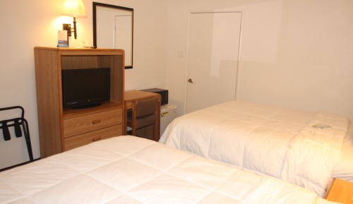 Standard Room, 2 Queen Beds, Non Smoking