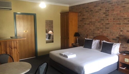 Suite, 1 Queen Bed (Spa)