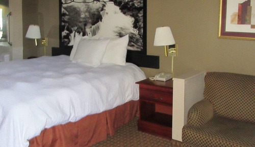 Suite, 1 King Bed with Sofa bed, Non Smoking (Sitting Area, 2 Person Sofa Bed)