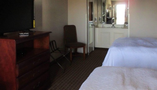 Standard Room, 2 Queen Beds, Non Smoking