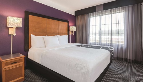 Studio Suite, 1 King Bed, Non Smoking