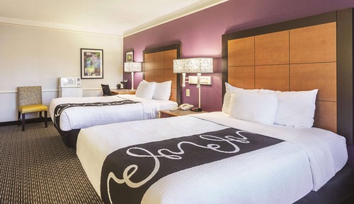 Room, 2 Double Beds, Accessible, Non Smoking (Mobility/Hearing, Roll-In Shower)