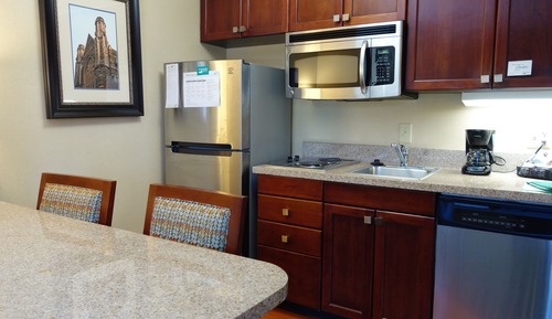 Suite, 1 King Bed, Accessible, Bathtub (Mobility & Hearing)
