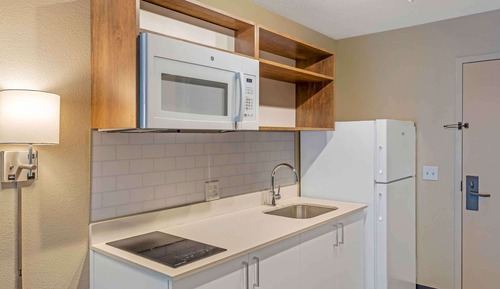 Premium Studio, 2 Queen Beds, Non Smoking