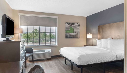 Premium Studio, 1 Queen Bed, Non Smoking