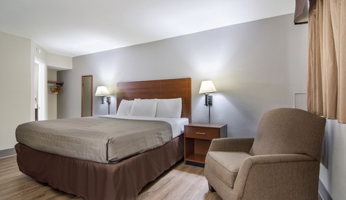 Room, 1 King Bed, Non Smoking