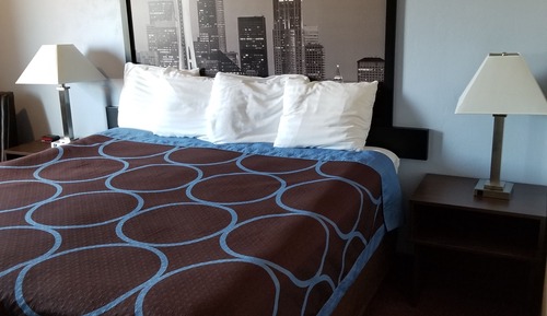 Standard Room, 1 Queen Bed, Accessible