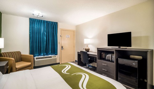 Standard Room, 1 Queen Bed, Smoking
