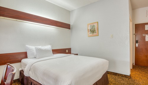 Room, 1 Queen Bed, Accessible