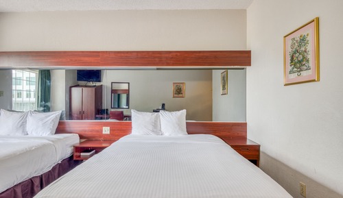 Room, 2 Queen Beds