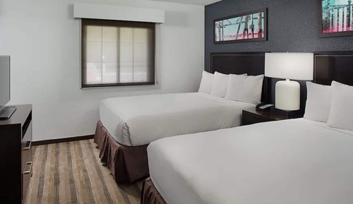 Room, 1 Bedroom, Accessible, Bathtub (1 queenbed & 1 sofabed)