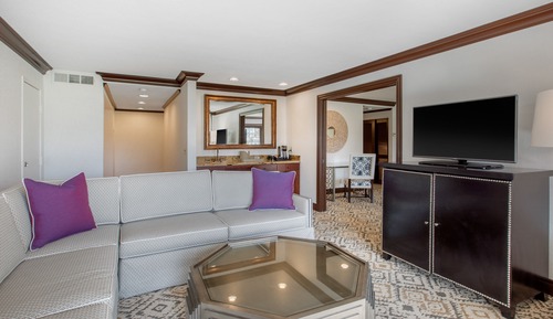 Suite, 1 King Bed