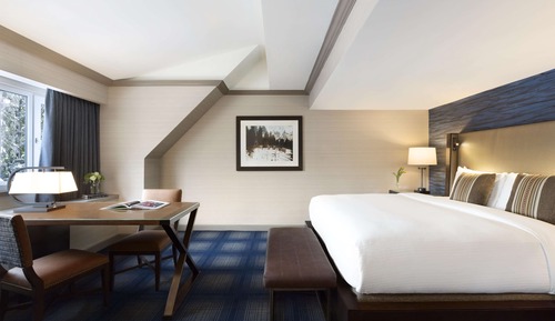 Suite, 1 King Bed (Alpine)