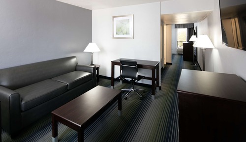 Junior Suite, 1 King Bed with Sofa bed