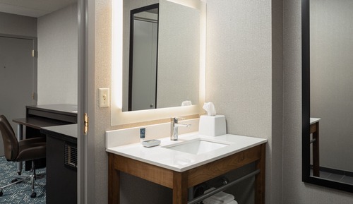 Suite, 1 Bedroom, Non Smoking (Hearing Accessible)