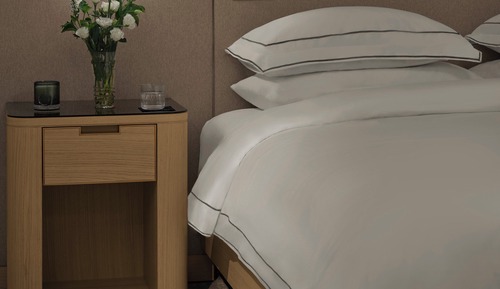 Room, 1 King Bed, Accessible (Roll-in shower)