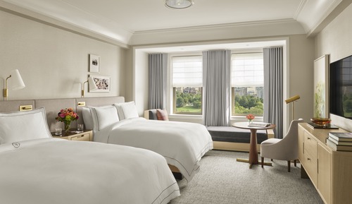Room, 2 Queen Beds, Accessible (Roll-in shower)