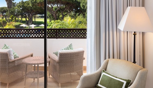 Deluxe Room, 2 Twin Beds, Non Smoking, Resort View (Balcony)