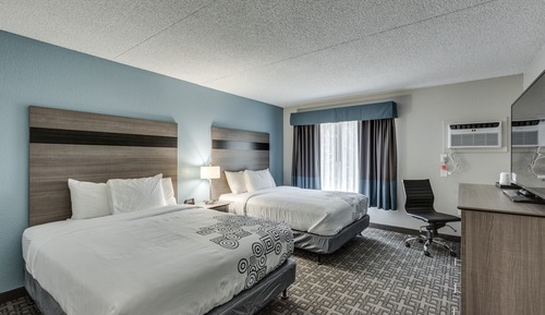 Room, 2 Queen Beds, Non Smoking