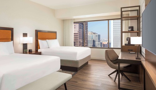Room, 2 Queen Beds, Accessible, Bathtub