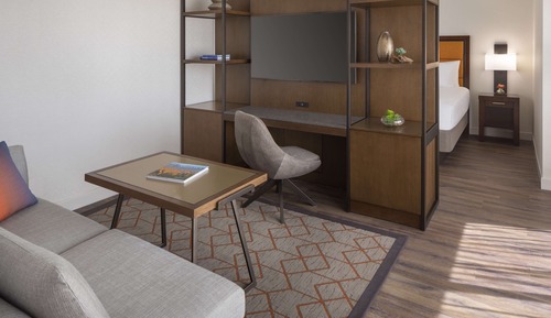 Room, 1 King Bed, Corner