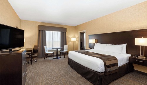 Superior Studio Suite, 1 King Bed, Non Smoking